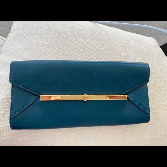Tory Burch Penelope Clutch - Picture 2 of 5